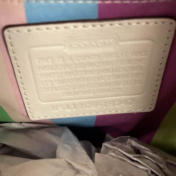 Brand new coach pocketbook - Picture 5 of 9